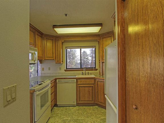 3rd image of 221 E Rockwood Blvd APT 323
