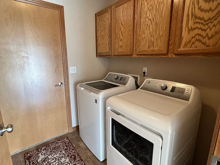 105 W Annie Pl — Photo 18