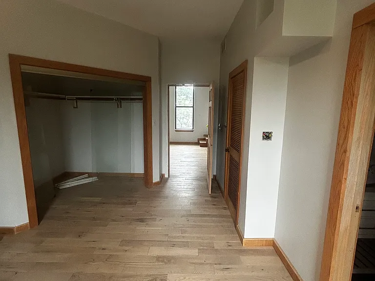 1313 Sheffield St #2 — Photo 7