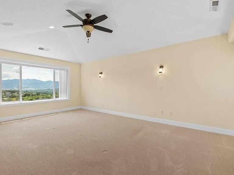 4334 Vineyard Ter — Photo 25