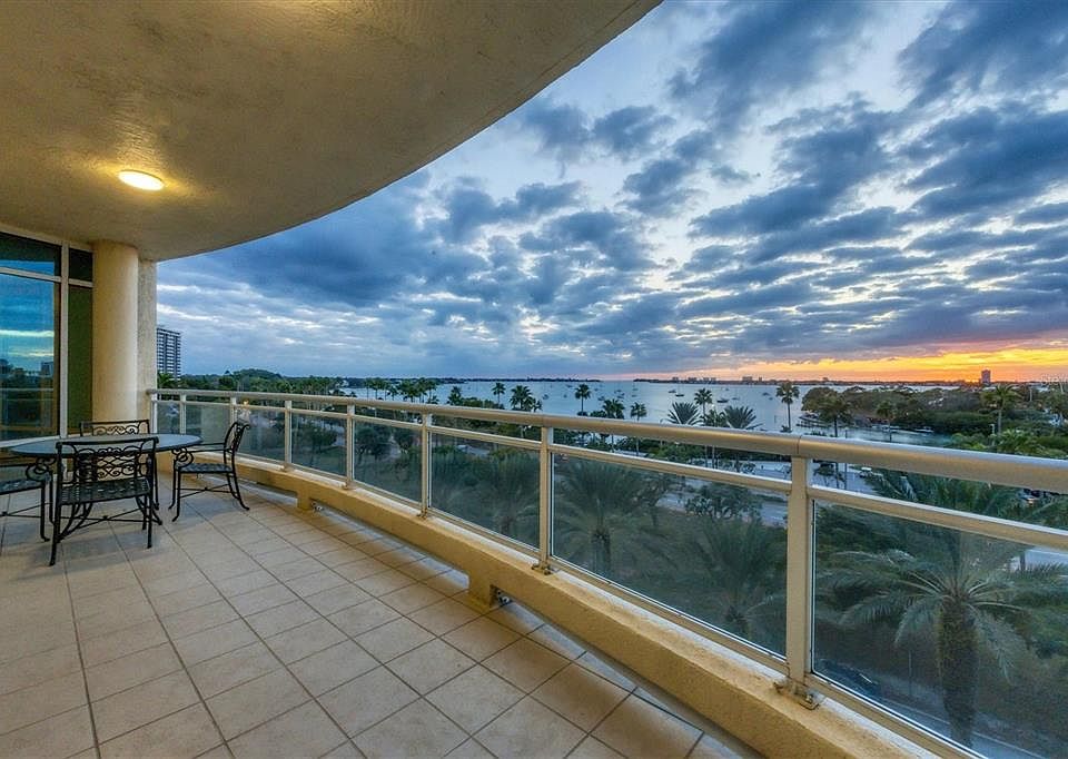 1st image of 340 S PALM AVENUE #33