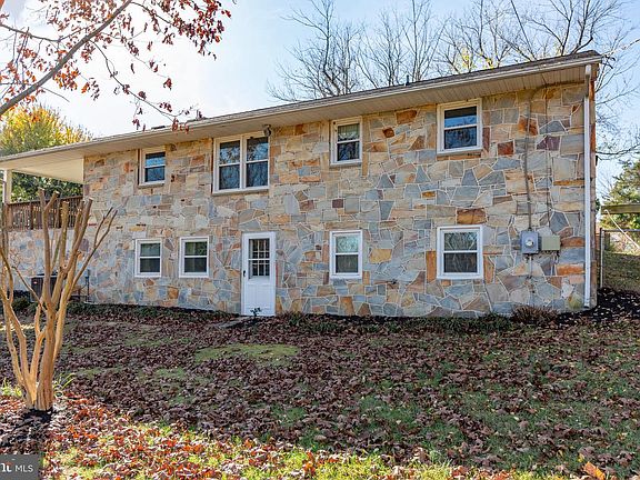 4th image of 712 Culpeper St