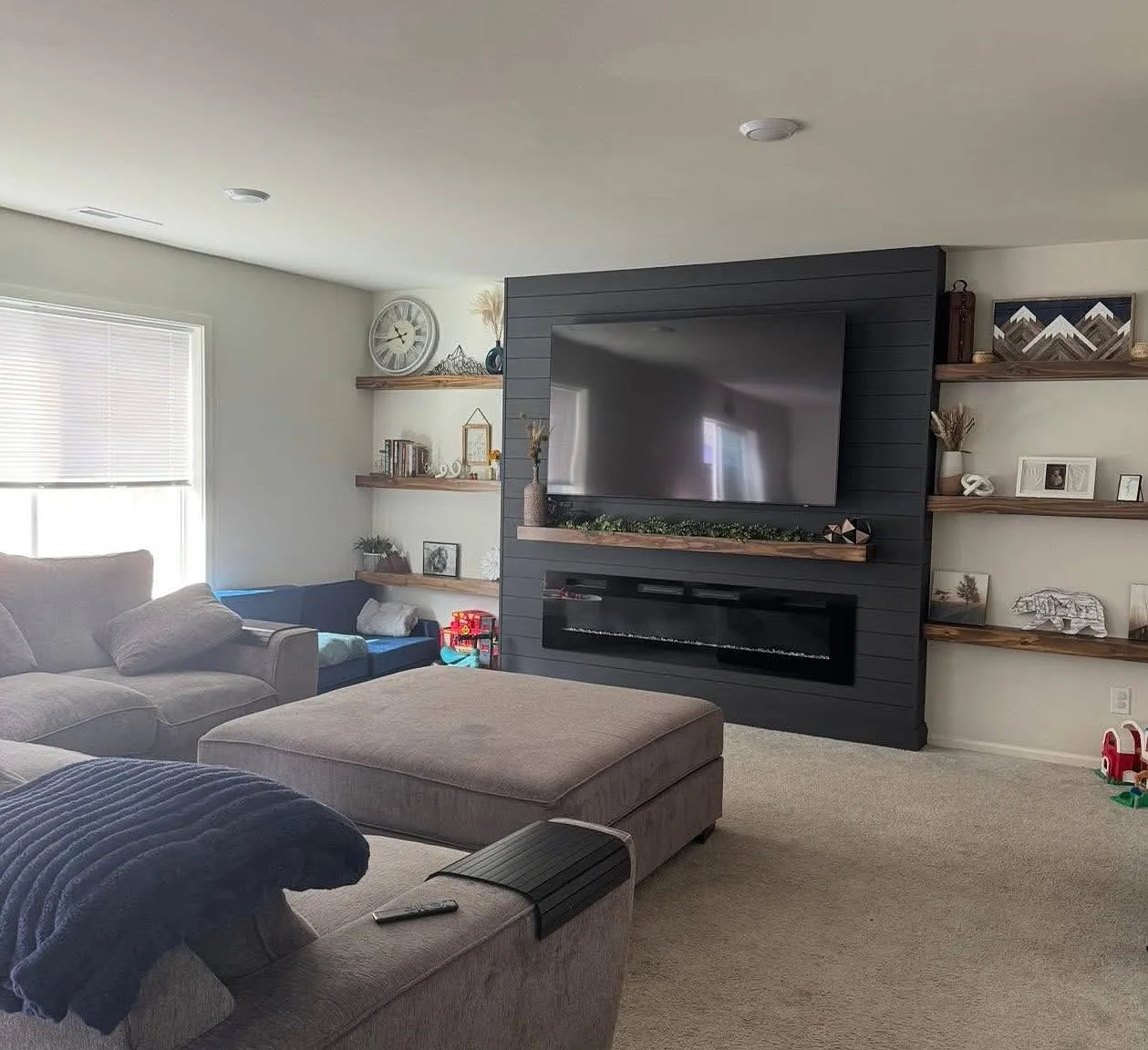 4 bed, 2004 sqft, $1,000 — Photo 2