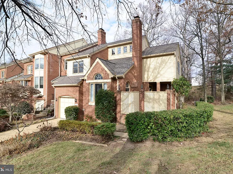 10200 Aspen Willow Dr — Photo 51