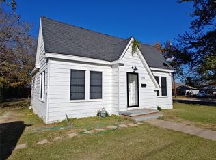 213 California St E, Sulphur Springs, TX 75482