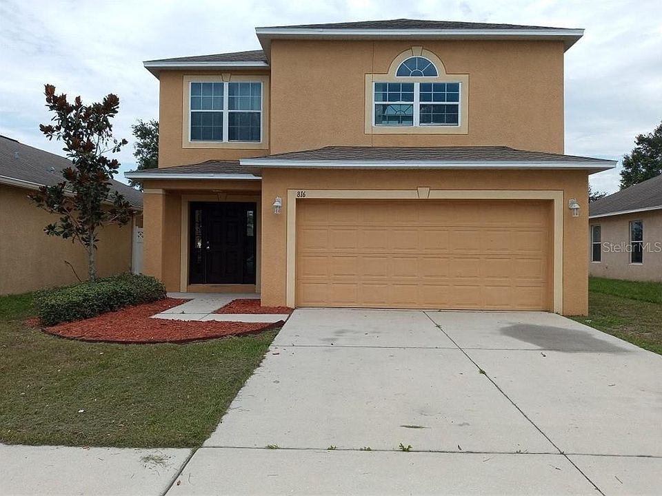1st image of 816 Brenton Leaf Dr