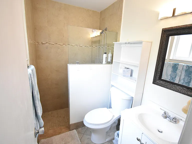 9426 Southampton Pl — Photo 15