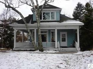 2833 S Lake Ave, Duluth, MN 55802