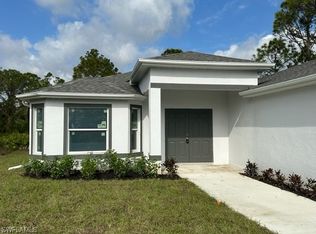 2915 Flora Ave N, Lehigh Acres, FL 33971
