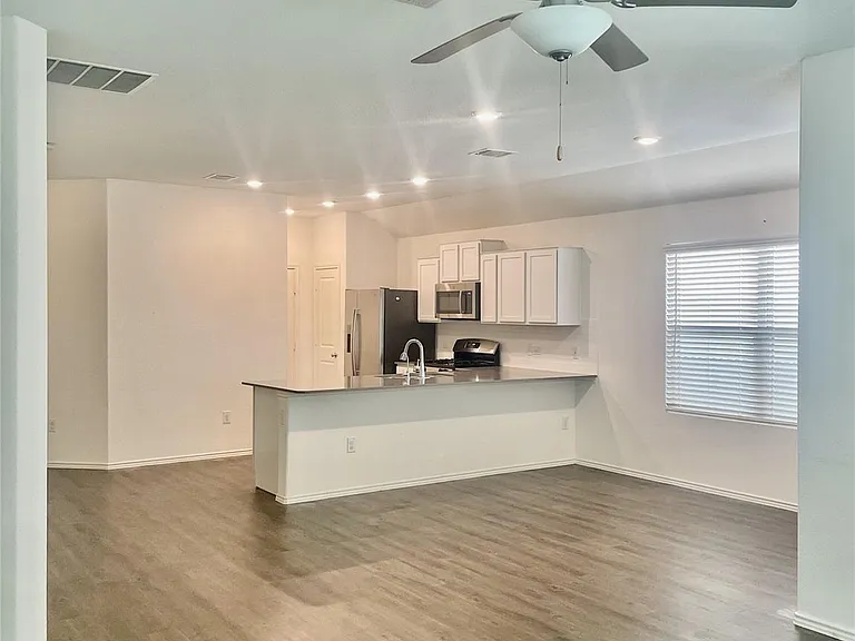 5716 Southerner Way — Photo 1