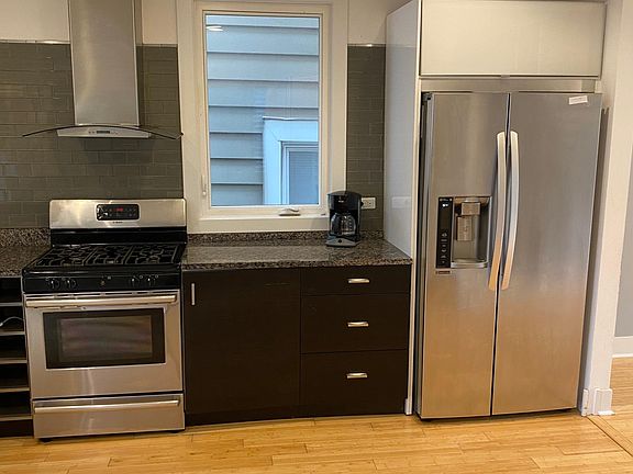5th image of 1633 N Campbell Ave #M