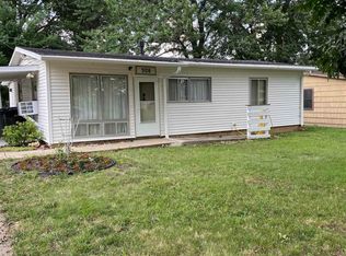 908 SW 32nd St, Topeka, KS 66611