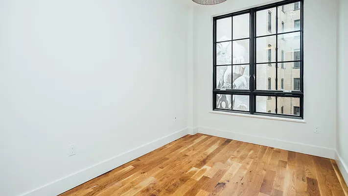Rented by Nooklyn NYC LLC | media 53