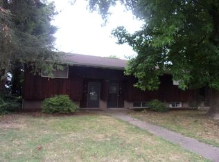 910 30th, Parkersburg, WV 26104