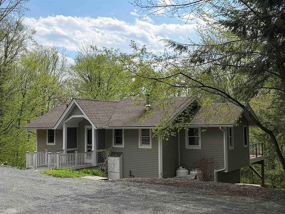 1st image of 3 Trillium Lane