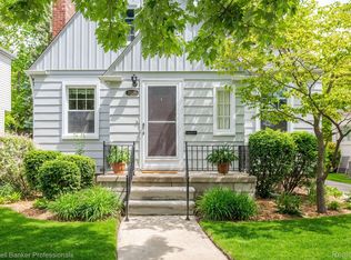 23156 Cromwell St, Dearborn, MI 48128