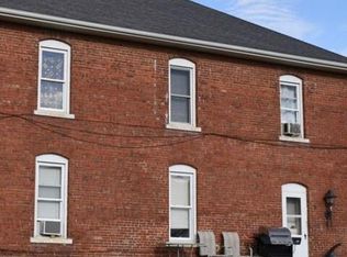414 N State St APT D, Roanoke, IL 61561