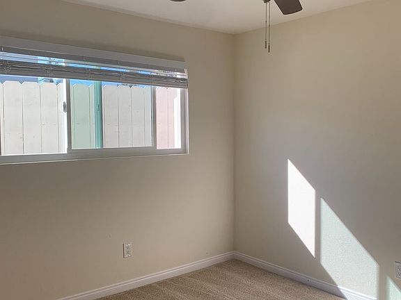 4th image of 1550 Pacific Beach Dr #6