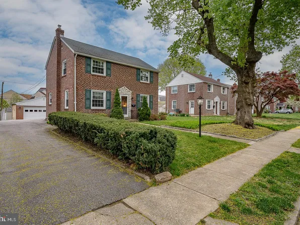 43 Netherwood Dr, Springfield, PA 19064