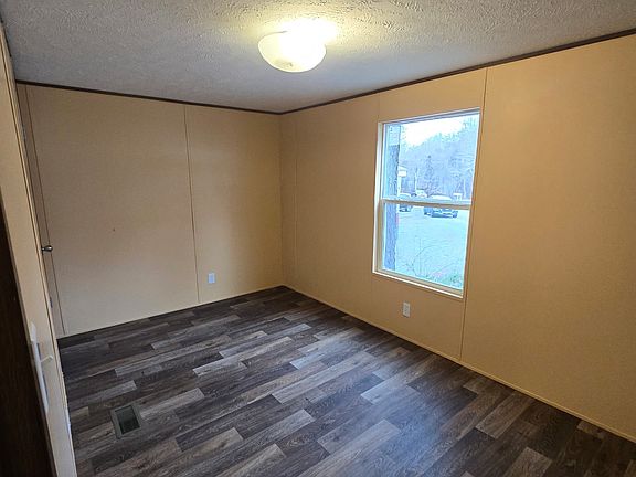 2nd image of 4011 Westover Dr #8