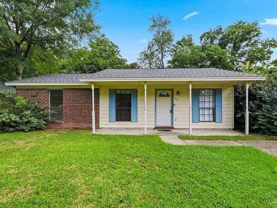 1st image of 704 Brook Meadow Ln