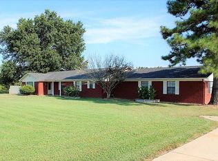 753 Hutcherson Rd, Russellville, AR 72802