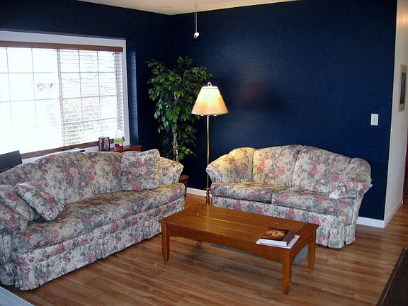 3rd image of 4503 N Lincoln Ave