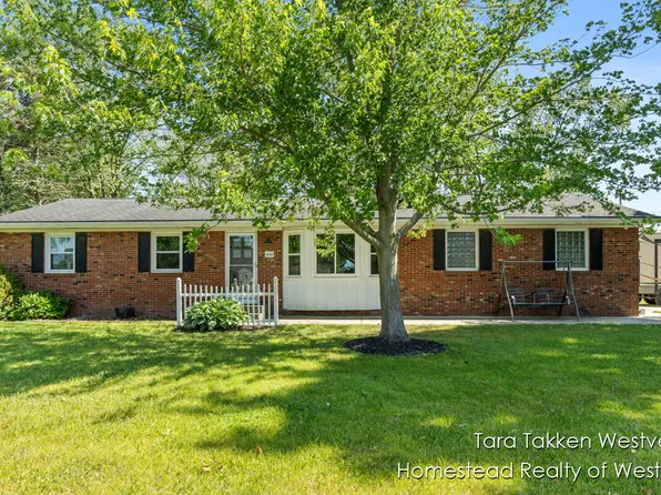 1060 Port Sheldon St, Jenison, MI 49428