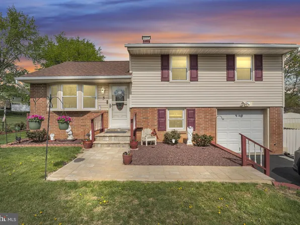 3 Judy Ln, Harrisburg, PA 17112