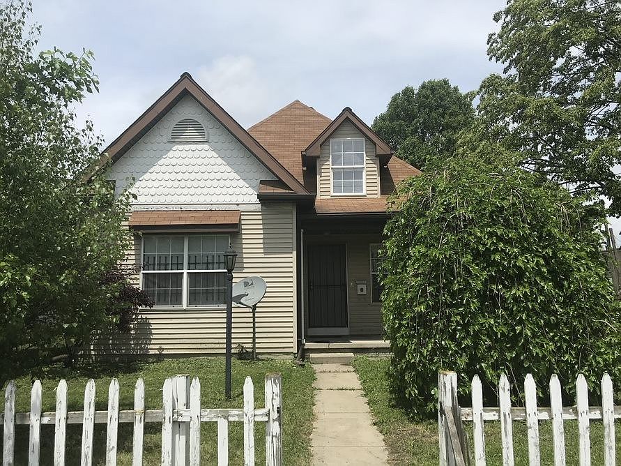 1st image of 1302 Elmwood Ave