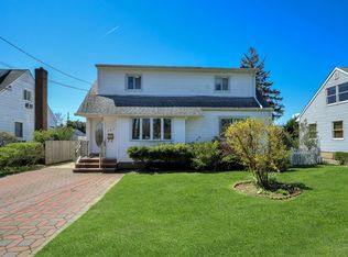 167 Marcus Ave, New Hyde Park, NY 11040