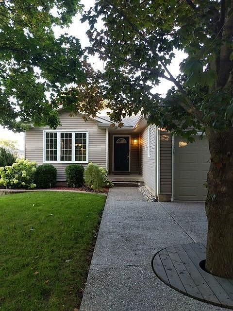 1st image of 3495 King St