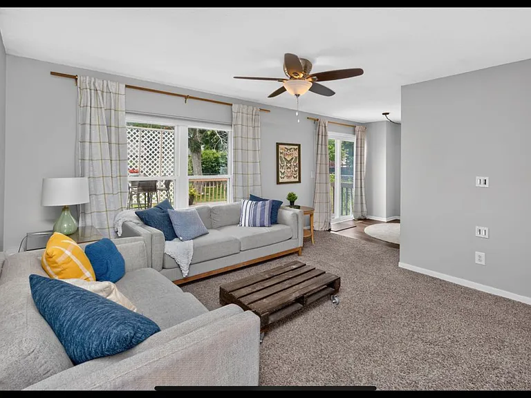 1410 NW Pebble Dr — Photo 12