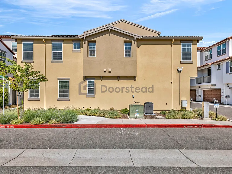 2958 Toulouse Walk — Photo 4