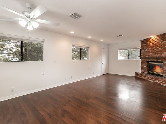 4th image of 813 N Valley St