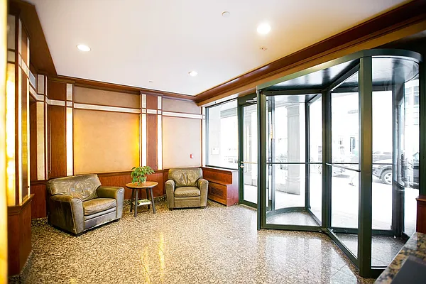 Rented by Compass | media 20