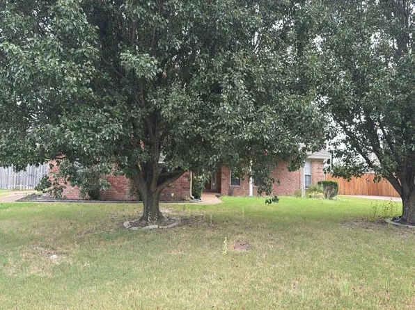 73 Stillwater Ln, Medina, TN 38355