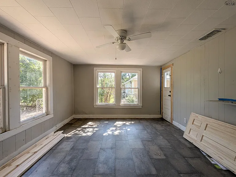 1706 McGregor Ave — Photo 16