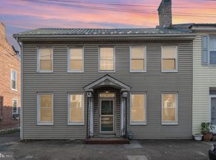 312 E Queen St, Chambersburg, PA 17201