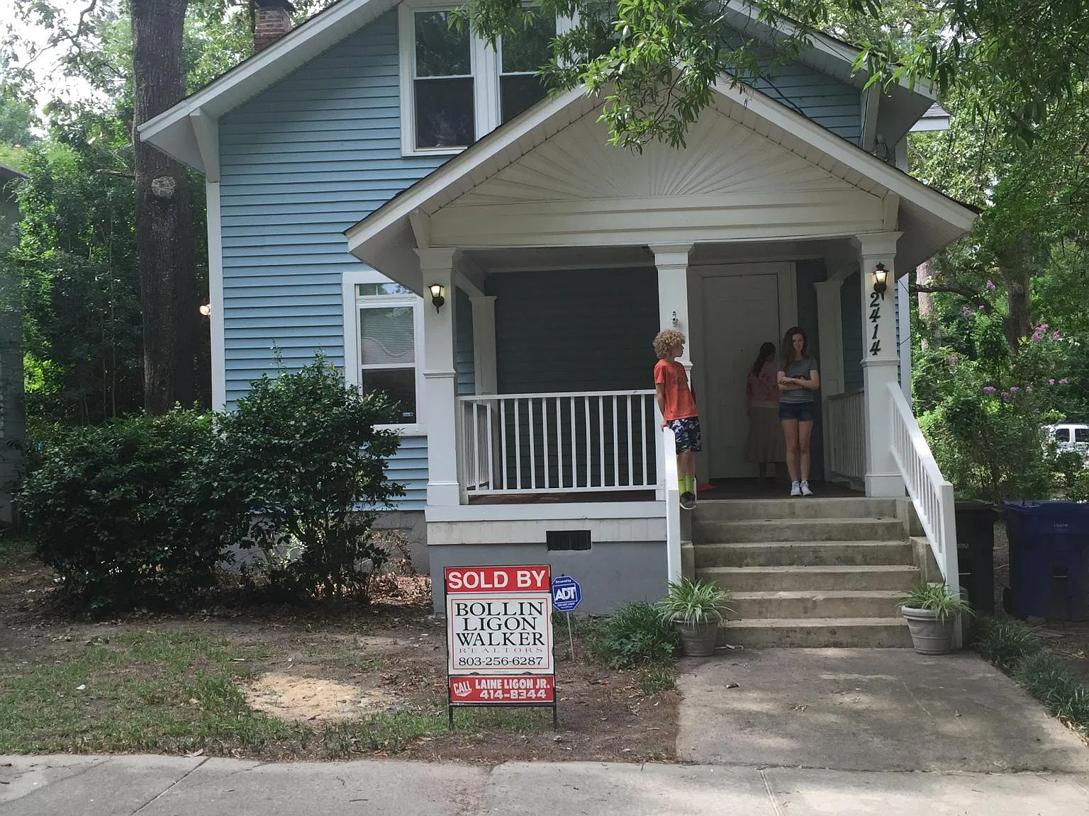 4 bed, 2.5 bath, 2528 sqft, $3,800 — Photo 1