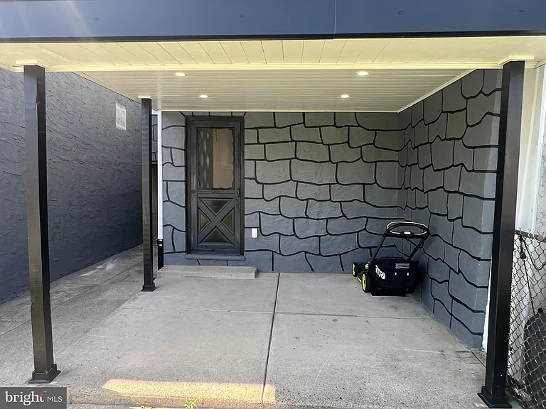 3051 Cedar St — Photo 22