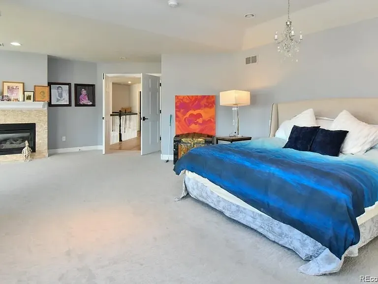 68 Glenmoor Dr — Photo 12