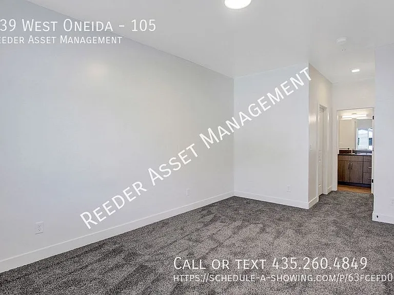 239 E Oneida St #105 — Photo 18