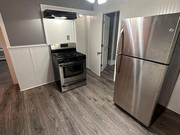 2nd image of 111 Yale Ave #5