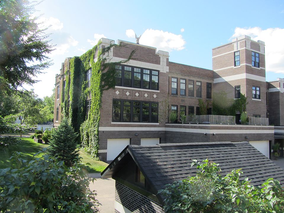 New York Loft in Eau Claire