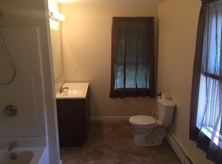 111 Lincoln Ter #2, Leominster, MA 01453