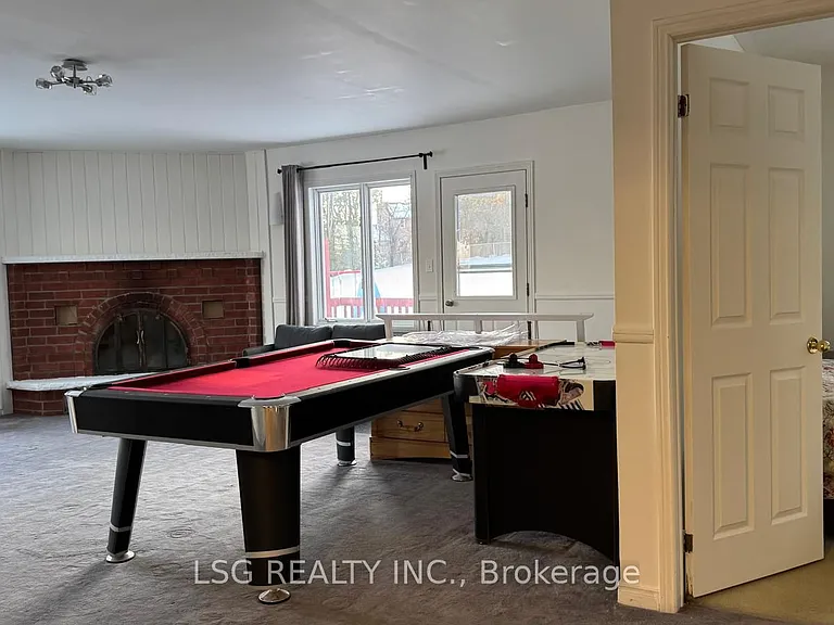 754 The Queensway S #MAIN — Photo 6