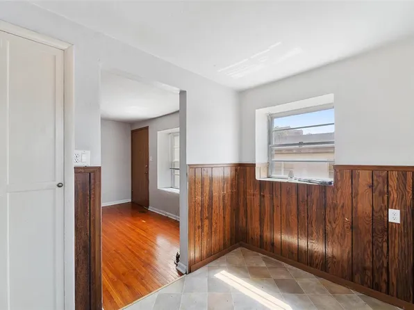 210 E Dunklin St, Jefferson City, MO 65101