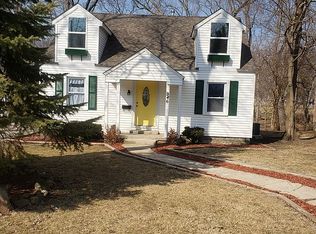 946 W Milroy Ave, Rensselaer, IN 47978