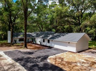 52 Lake View Dr W, Ocala, FL 34482